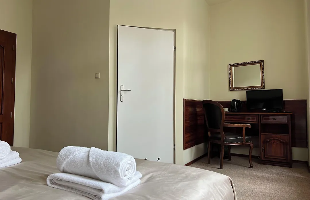 Old Time Aparthotel-1